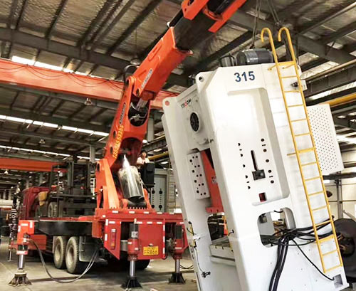 宜春附近随车吊出租，轻松解决运输难题